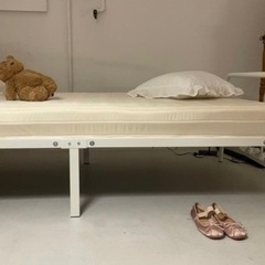 明日まで　大阪市内　ベッドフレーム　マットレス付き　の画像