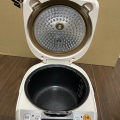 確定済み　マイコン式炊飯ジャー 5．5合炊きの画像