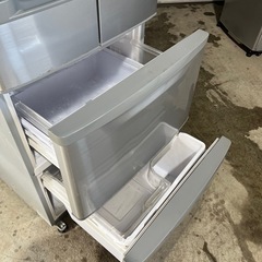 日立　冷凍冷蔵庫　４１５Ｌ　５ドア　右開き　シルバー　大型冷蔵庫　２０１０年製　Ｒ－Ｓ４２ＺＭの画像