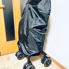 Combi ベビーカー 収納カバー付きの画像