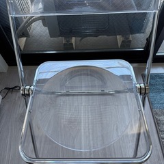 折り畳み椅子　クリア　の画像