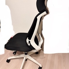 オカムラ オフィスチェア シルフィ― ハイバック クッションの画像