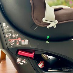 AILEBEBE チャイルドシートの画像