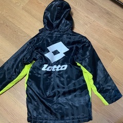 ジャンパーとキャップ帽2点まとめの画像