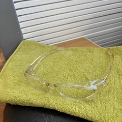 ⭕️新品未使用⭕️ アイズプロテクタ] クリア L 眼科医監修　花粉、白内障などの目の保護にの画像