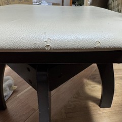 ダイニングテーブル＆椅子の画像