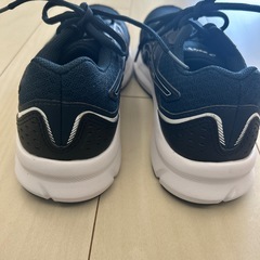 未使用ASICS アシックスランニングシューズ ダークブルー 25.0cmの画像