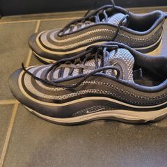 Nikeスニーカー27cmの画像