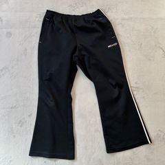 レディース　スポーツウェア上下セットの画像