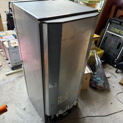 AQUA AQR-13M(S) 2021年式 2ドア冷凍冷蔵庫 126L の画像