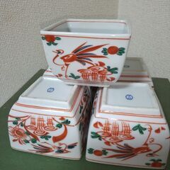 未使用　京都たち吉 赤絵 花鳥柄 四角小鉢 五個セット　容量300㎖の画像