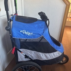 大型犬バギー、ベッド、フード、フードケースの画像