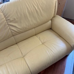 3人掛けソファーの画像