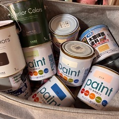 ペンキ大量　ハケなど　リメイク用品おまとめの画像