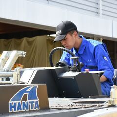 未経験・無資格歓迎！／賞与実績5.5ヶ月／完全週休2日制／年間休日123日／残業平均15時間【特殊車両の事務・サービススタッフ】＿範多機械株式会社の画像