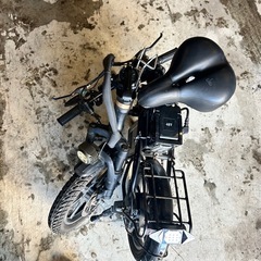フルアシスト　折りたたみ　電動バイクの画像