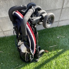 折りたたみ　ベビーカーの画像