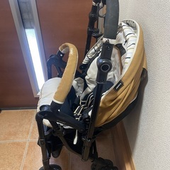 コンビ　ベビーカー　スゴカル4キャスcompactの画像