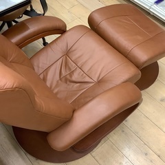 【トレファク松原店】HJELLEGJERDE（イエリアーダ）ノーザンコンフォートチェア（オットマン付き）のご紹介です！の画像