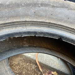 225/65/17スタッドレスタイヤの画像