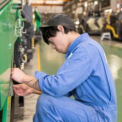 未経験歓迎！／賞与実績5.5ヶ月／完全週休2日制／年間休日123日／資格取得支援あり【特殊車両の製造スタッフ】＿範多機械株式会社の画像