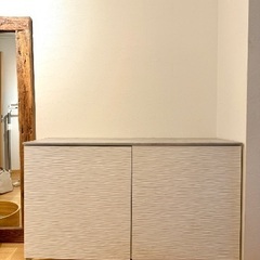IKEA ベストー　棚の画像