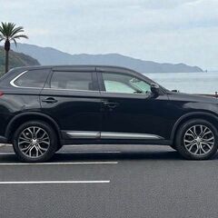 誰でも車が買える次世代低与信ローン専門店／ 安心の１年保証付き 距離無制限！中古車販売 カーメル福島本店 平成２7年 三菱　アウトランダー　24ｇ　　88000㌔の画像