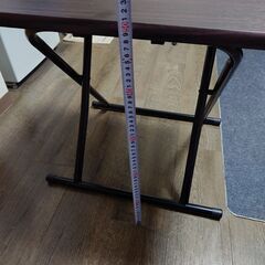 折りたたみ可能なテーブルを譲りますの画像