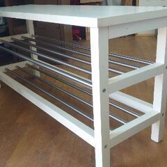 『靴収納付きベンチにも、テレビ台にも、用途無限😆』【✨美品✨】ＩＫＥＡ/イケア TJUSIG/シューシグ：ベンチ 靴収納付き【サイズ】108x34x50 cm 😃色 ホワイトの画像