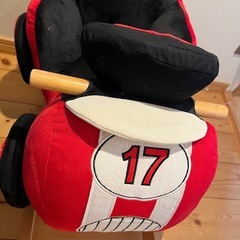 クリスマスにどうですか！乗用玩具 · 木馬、車の画像