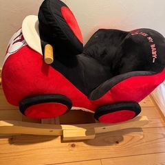 クリスマスにどうですか！乗用玩具 · 木馬、車の画像