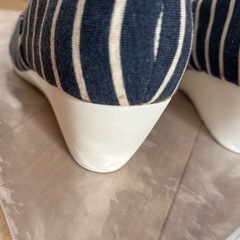 coche et coche パンプス　23.5 靴　レディース　スニーカーの画像