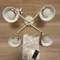 シーリングライト 4灯 リモコン付き調光調色LED電球の画像