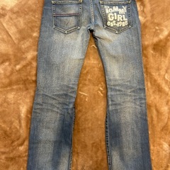 トミーガールTOMMY GIRLジーンズ デニムパンツ カジュアルパンツ スラックス フルレングスボトムス 長ずぼん 長ズボンの画像