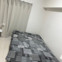 ダブル　ベッドの画像