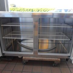 644＞　ホシザキ業務用テーブル形冷蔵庫　RT-150SNG-1　333L　2024年製の画像