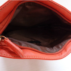 ★▲MONO COMME CA　モノコムサ　ショルダーバッグ　斜めがけ　鞄　赤系　レディース★oの画像