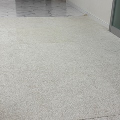 タイルカーペットの画像