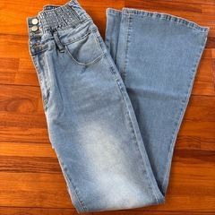 【お取引中】SHEIN 新品 ストレッチデニムフレアパンツ ② の画像