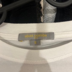 【新品】ルイヴィトン　Tシャツの画像