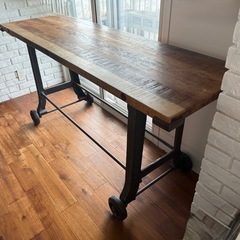 現地引き取り限定キャスター付き　アイアンカウンターの画像
