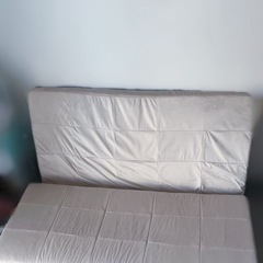 ソファーベッド（ミルクアイボリー）／半年使用  の画像