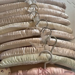 【交渉済】ハンガー 花柄 リボン まとめ売りの画像