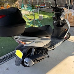 SYM ファイター150の画像