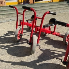 三輪車 サイズ違い まとめ売り ひとつからでもどうぞの画像