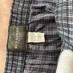 バーバリーBURBERRYハーフパンツ短パンショートパンツカジュアルパンツボトムスずぼんズボンnavyネイビー紺色ダークブルー青色の画像