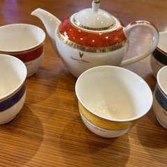 ジョバンニ　バレンチノ　ティ-カップ5客セットの画像