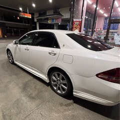 トヨタ　クラウンの画像