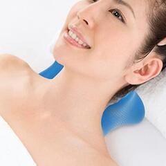 首枕 首まくら 首や肩周りリラックス ストレートネック 枕 頸部軽くなる 両方向使用 男女兼用 (ブルー)　仕入れ　問屋価格　卸価格　倒産品　まとめ買い歓迎　卸　おろし　卸し　アマゾン　amazon　引き上げ品　倒産品　ネット商材　フリマ商材　景品　コンペ　忘年会　新年会　クリスマス会　新品　未使用の画像