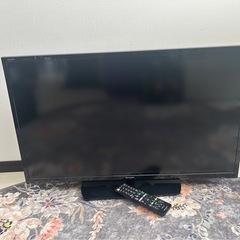 SHARP 32型テレビの画像